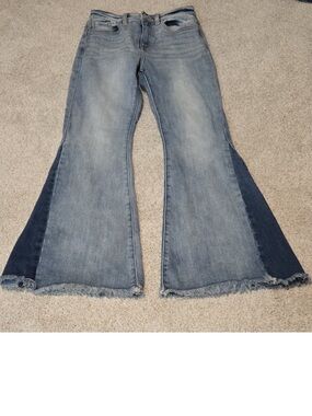 NWOT Kancan Ultra High Rise Super Flare Jeans size 27